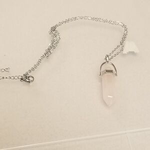 Handmade white point necklace